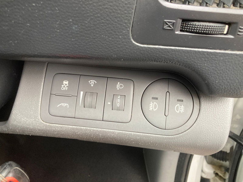 Hyundai I800 2.5 CRDi Style MPV 5dr Diesel Manual Euro 5 (136 ps) 5dr Manual 2025