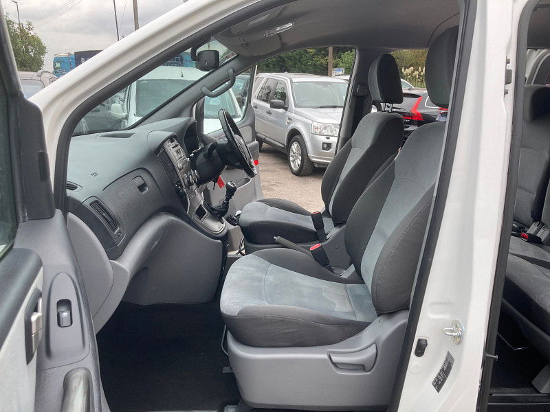 Hyundai I800 2.5 CRDi Style MPV 5dr Diesel Manual Euro 5 (136 ps) 5dr Manual 2025