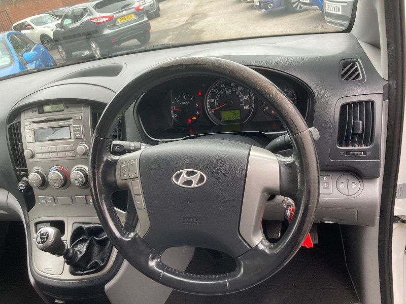 Hyundai I800 2.5 CRDi Style MPV 5dr Diesel Manual Euro 5 (136 ps) 5dr Manual 2025