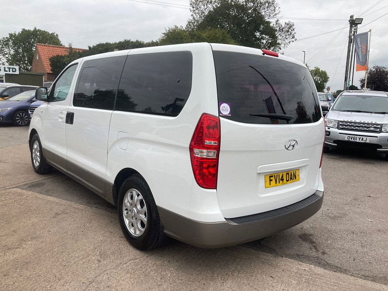 Hyundai I800 2.5 CRDi Style MPV 5dr Diesel Manual Euro 5 (136 ps) 5dr Manual 2025