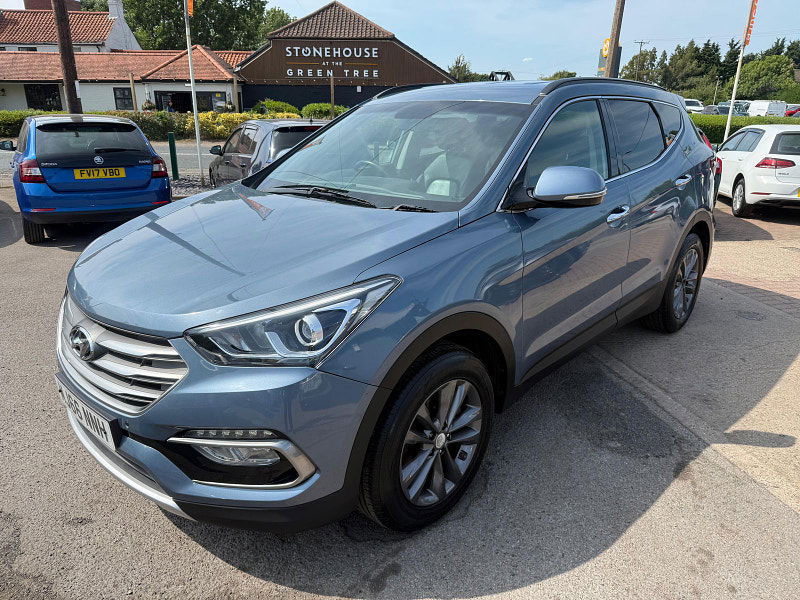 Hyundai Santa Fe 2.2 CRDi Blue Drive Premium SUV 5dr Diesel Manual 4WD Euro 6 (s/s) (7 Seat) (200 ps) 5dr Manual 2025