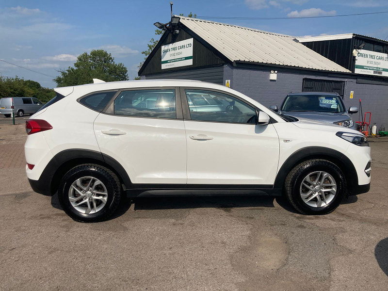 Hyundai Tucson 1.7 CRDi Blue Drive S SUV 5dr Diesel Manual Euro 6 (s/s) (116 ps) 5dr Manual 2025