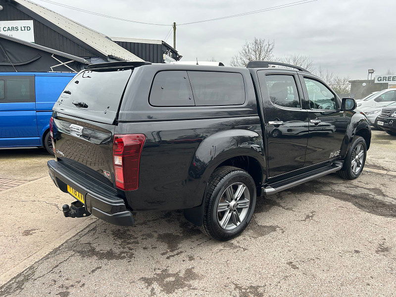 Isuzu D-Max 1.9 TD Blade Pickup Double Cab 4dr Diesel Manual 4WD Euro 6 (164 ps) 4dr Manual 2025