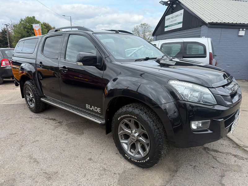 Isuzu D-Max 2.5 TD Blade Pickup 4dr Diesel Automatic 4x4 (220 g/km, 161 bhp) 4dr Automatic 2025