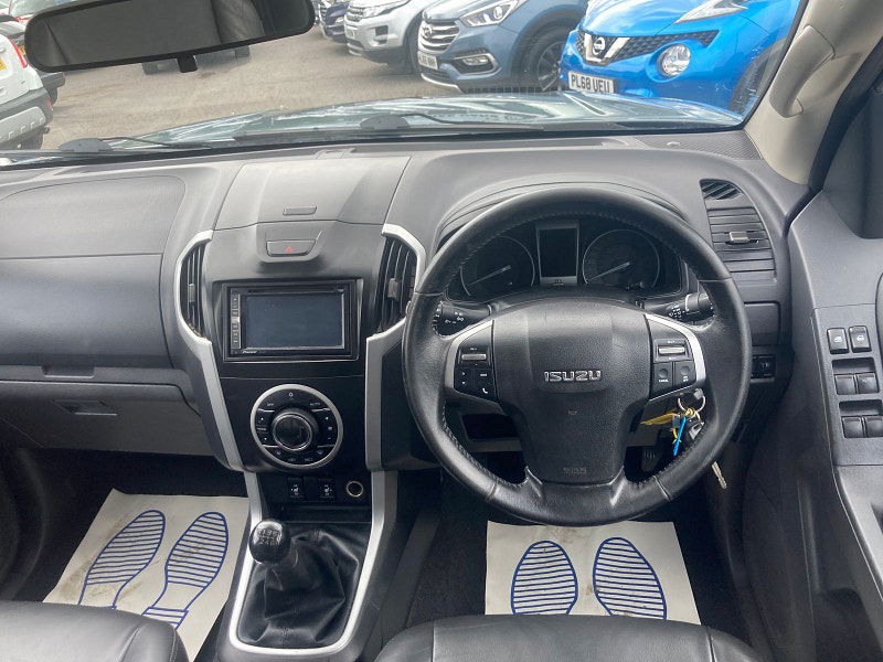 Isuzu D-Max 2.5 TD Utah Vision Pickup 4dr Diesel Manual 4x4 (194 g/km, 161 bhp) 4dr Manual 2025