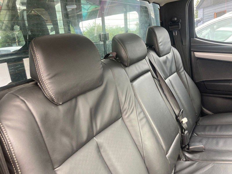 Isuzu D-Max 2.5 TD Utah Vision Pickup 4dr Diesel Manual 4x4 (194 g/km, 161 bhp) 4dr Manual 2025