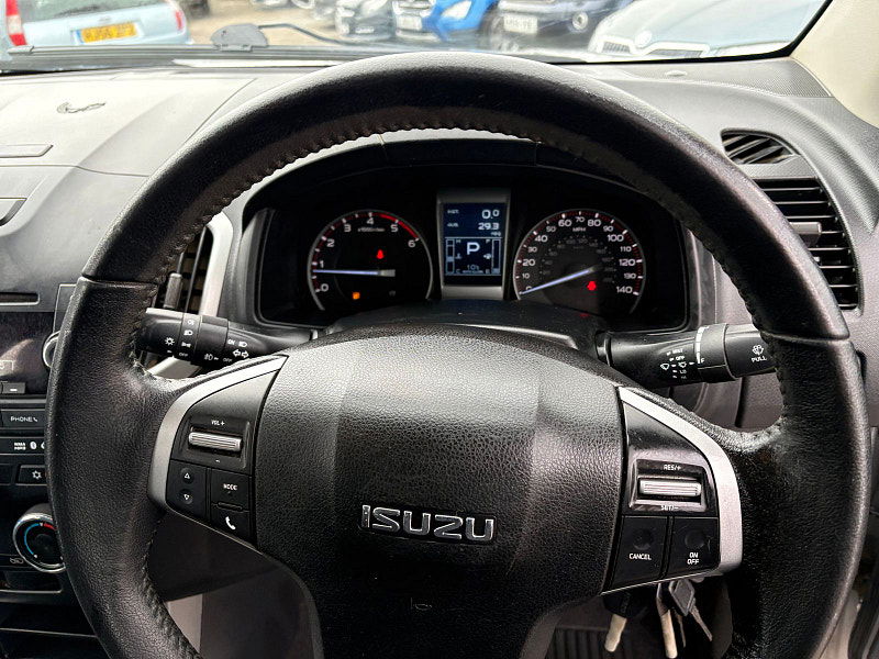 Isuzu D-Max 2.5 TD Yukon Pickup 4dr Diesel Automatic 4x4 (194 g/km, 161 bhp) 4dr Automatic 2026