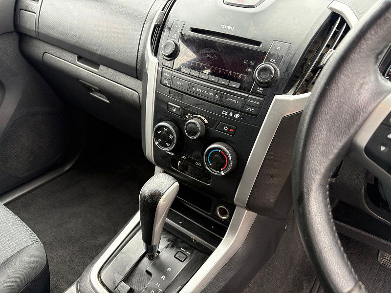 Isuzu D-Max 2.5 TD Yukon Pickup 4dr Diesel Automatic 4x4 (194 g/km, 161 bhp) 4dr Automatic 2026