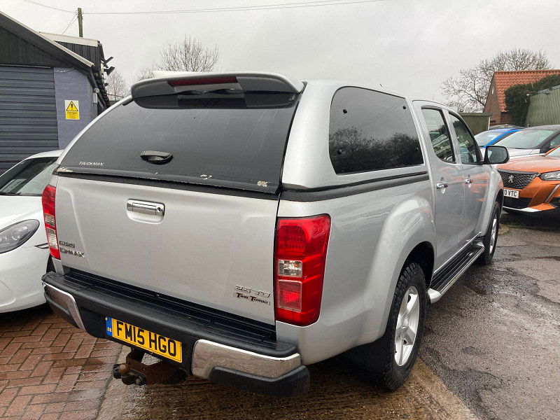 Isuzu D-Max 2.5 TD Yukon Pickup 4dr Diesel Automatic 4x4 (194 g/km, 161 bhp) 4dr Automatic 2026