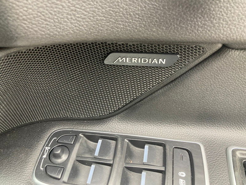 Jaguar XF 2.0d R-Sport Saloon 4dr Diesel Auto Euro 6 (s/s) (180 ps) 4dr Automatic 2025