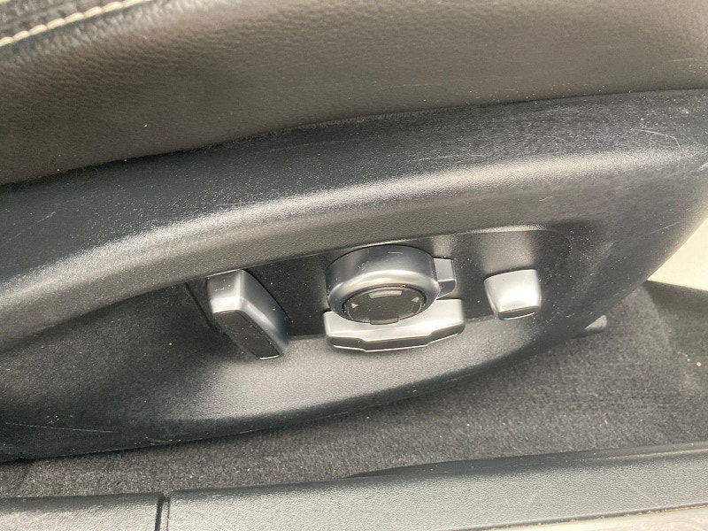 Jaguar XF 2.0d R-Sport Saloon 4dr Diesel Auto Euro 6 (s/s) (180 ps) 4dr Automatic 2025