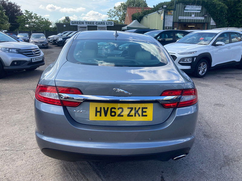 Jaguar XF 2.2d Luxury Saloon 4dr Diesel Auto Euro 5 (s/s) (163 ps) 4dr Automatic 2025