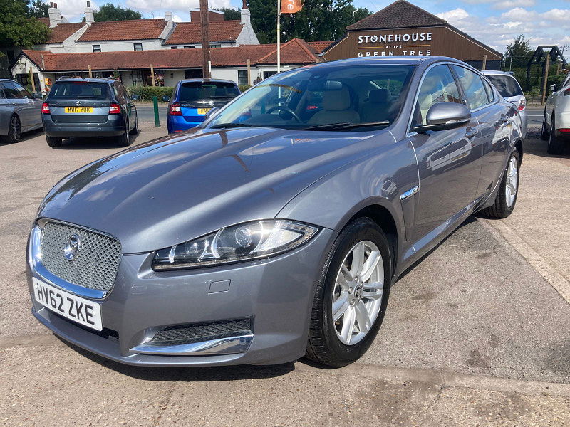 Jaguar XF 2.2d Luxury Saloon 4dr Diesel Auto Euro 5 (s/s) (163 ps) 4dr Automatic 2025