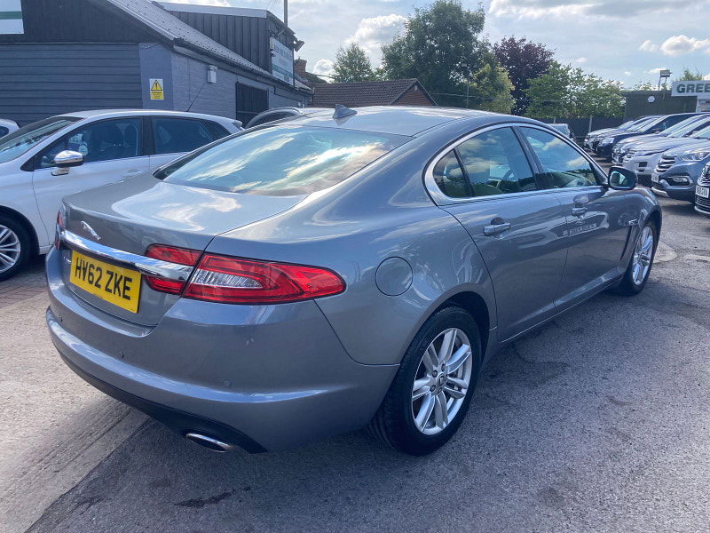 Jaguar XF 2.2d Luxury Saloon 4dr Diesel Auto Euro 5 (s/s) (163 ps) 4dr Automatic 2025