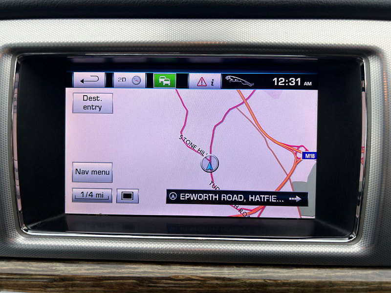 Jaguar XF 2.2d Premium Luxury Saloon 4dr Diesel Auto Euro 5 (s/s) (200 ps) 4dr Automatic 2026