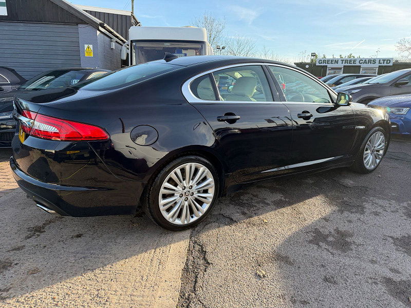 Jaguar XF 3.0d V6 Portfolio Saloon 4dr Diesel Auto 8 Spd Euro 5 (240 ps) 4dr Automatic 2025