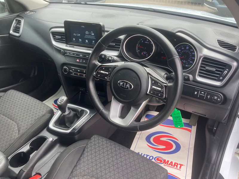 Kia Ceed 1.6 CRDi ECO 2 Hatchback 5dr Diesel Manual Euro 6 (s/s) (114 bhp) 5dr Manual 2026