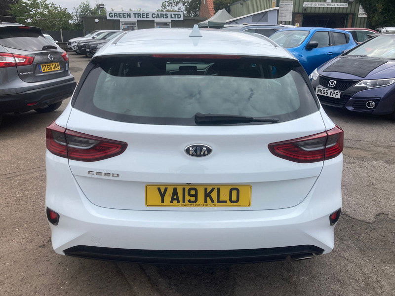 Kia Ceed 1.6 CRDi ECO 2 Hatchback 5dr Diesel Manual Euro 6 (s/s) (114 bhp) 5dr Manual 2026