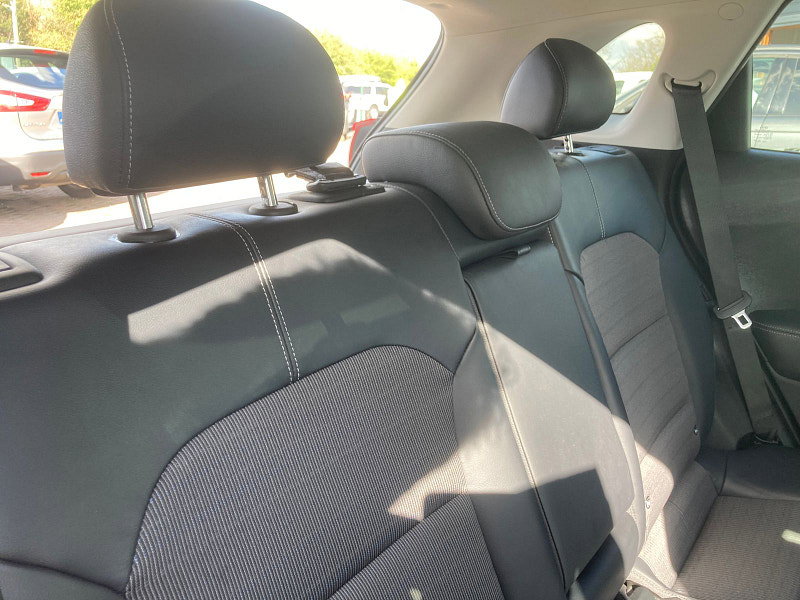 Kia Niro 1.6h GDi 2 SUV 5dr Petrol Hybrid DCT Euro 6 (s/s) (139 bhp) 5dr Automatic 2026