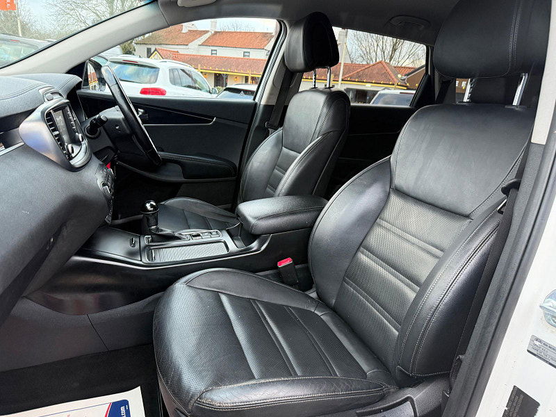 Kia Sorento 2.2 CRDi KX-2 SUV 5dr Diesel Auto AWD Euro 6 (s/s) (197 bhp) 5dr Automatic 2025