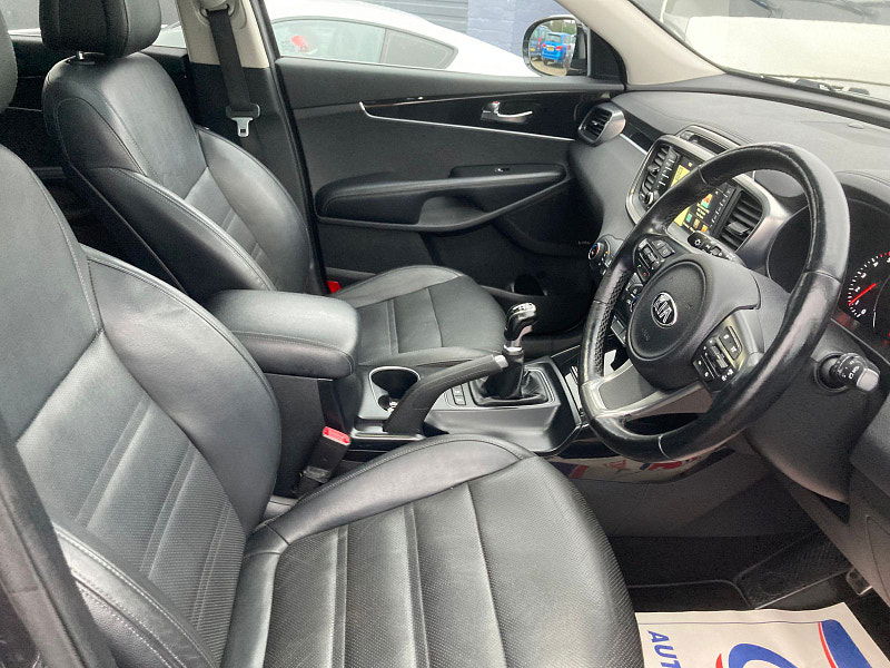 Kia Sorento 2.2 CRDi KX-3 SUV 5dr Diesel Manual AWD Euro 6 (s/s) (197 bhp) 5dr Manual 2026