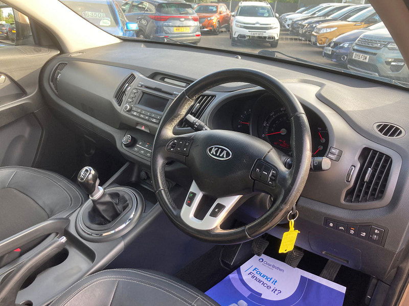 Kia Sportage 1.7 CRDi EcoDynamics 2 SUV 5dr Diesel Manual 2WD Euro 5 (s/s) (114 bhp) 5dr Manual 2025