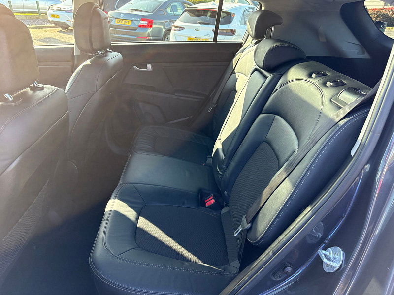 Kia Sportage 2.0 CRDi KX-2 SUV 5dr Diesel Auto AWD Euro 5 (134 bhp) 5dr Automatic 2026