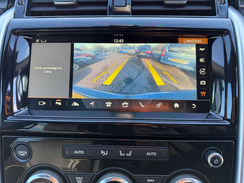 Land Rover DISCOVERY 3.0 TD V6 HSE Luxury SUV 5dr Diesel Auto 4WD Euro 6 (s/s) (258 ps) 5dr Automatic 2026