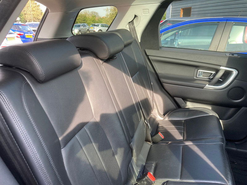 Land Rover Discovery Sport 2.0 eD4 HSE SUV 5dr Diesel Manual Euro 6 (s/s) (5 Seat) (150 ps) 5dr Manual 2026