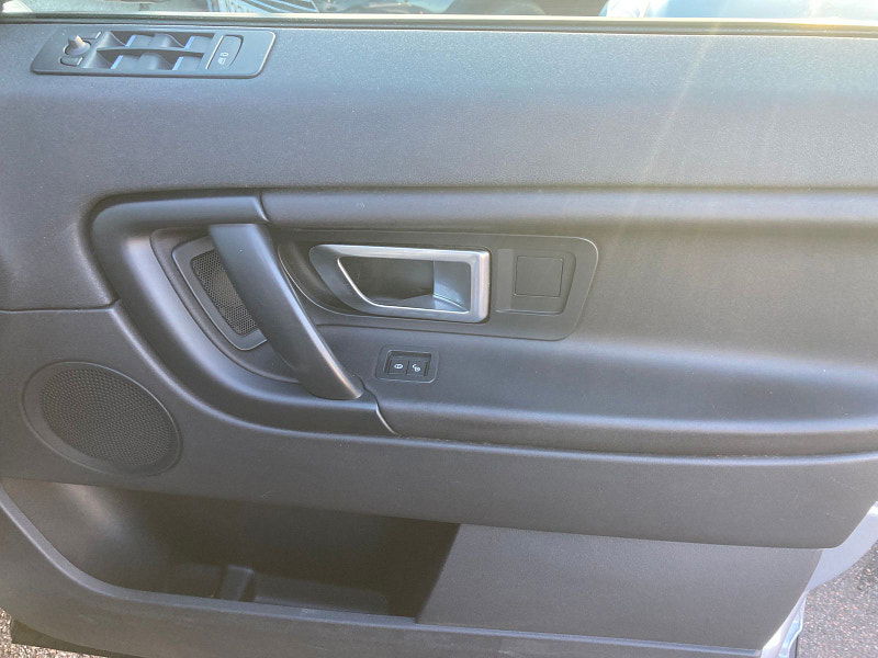 Land Rover Discovery Sport 2.0 eD4 Pure SUV 5dr Diesel Manual Euro 6 (s/s) (5 Seat) (150 ps) 5dr Manual 2025