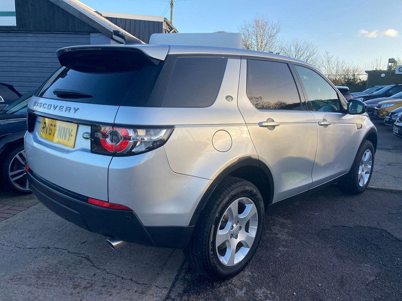 Land Rover Discovery Sport 2.0 eD4 Pure SUV 5dr Diesel Manual Euro 6 (s/s) (5 Seat) (150 ps) 5dr Manual 2025