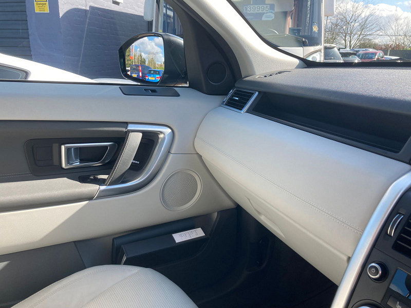 Land Rover Discovery Sport 2.0 TD4 HSE SUV 5dr Diesel Manual 4WD Euro 6 (s/s) (180 ps) 5dr Manual 2026