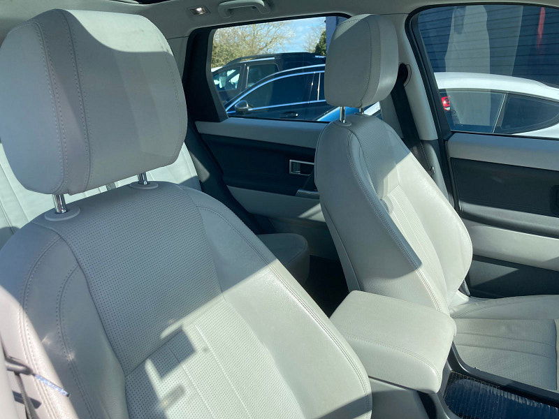 Land Rover Discovery Sport 2.0 TD4 HSE SUV 5dr Diesel Manual 4WD Euro 6 (s/s) (180 ps) 5dr Manual 2026