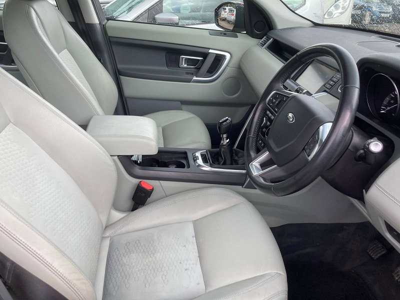 Land Rover Discovery Sport 2.0 TD4 SE SUV 5dr Diesel Manual 4WD Euro 6 (s/s) (5 Seat) (150 ps) 5dr Manual 2026