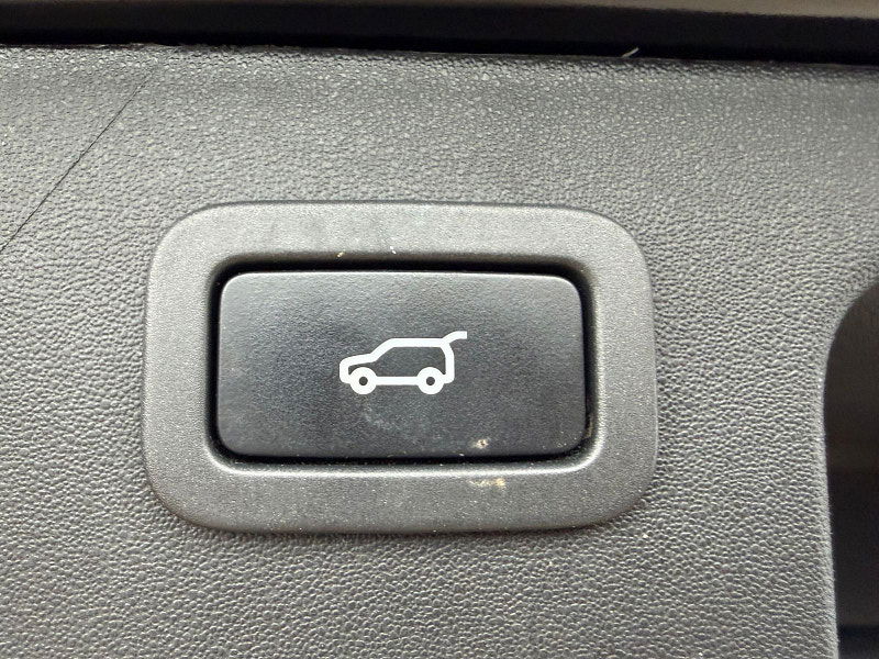 Land Rover Discovery Sport 2.0 TD4 SE Tech SUV 5dr Diesel Auto 4WD Euro 6 (s/s) (180 ps) 5dr Automatic 2026