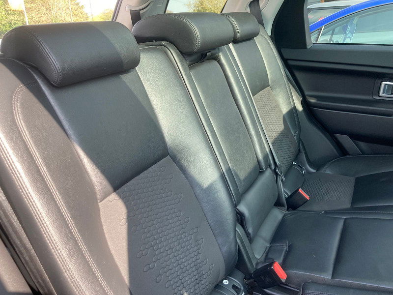 Land Rover Discovery Sport 2.0 TD4 SE Tech SUV 5dr Diesel Auto 4WD Euro 6 (s/s) (180 ps) 5dr Automatic 2026