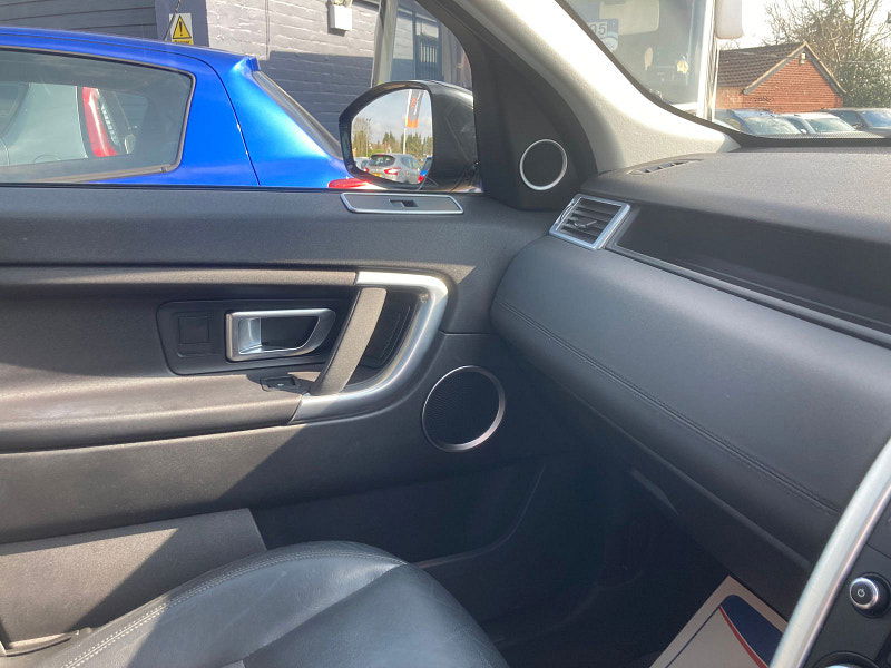 Land Rover Discovery Sport 2.0 TD4 SE Tech SUV 5dr Diesel Auto 4WD Euro 6 (s/s) (180 ps) 5dr Automatic 2026