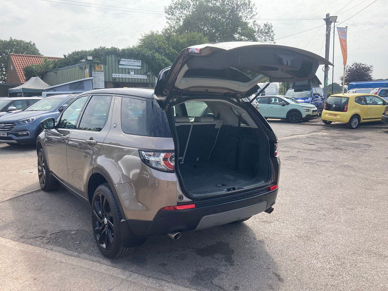 Land Rover Discovery Sport 2.2 SD4 SE SUV 5dr Diesel Auto 4WD Euro 5 (s/s) (190 ps) 5dr Automatic 2025