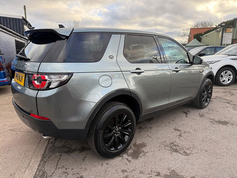 Land Rover Discovery Sport 2.2 SD4 SE Tech SUV 5dr Diesel Auto 4WD Euro 5 (s/s) (190 ps) 5dr Automatic 2025