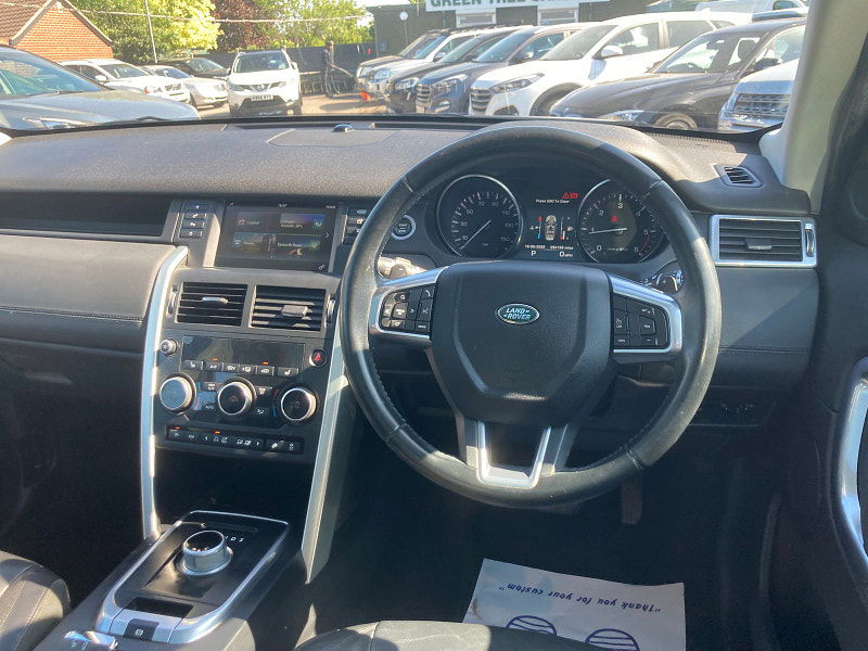 Land Rover Discovery Sport 2.2 SD4 SE Tech SUV 5dr Diesel Auto 4WD Euro 5 (s/s) (190 ps) 5dr Automatic 2025