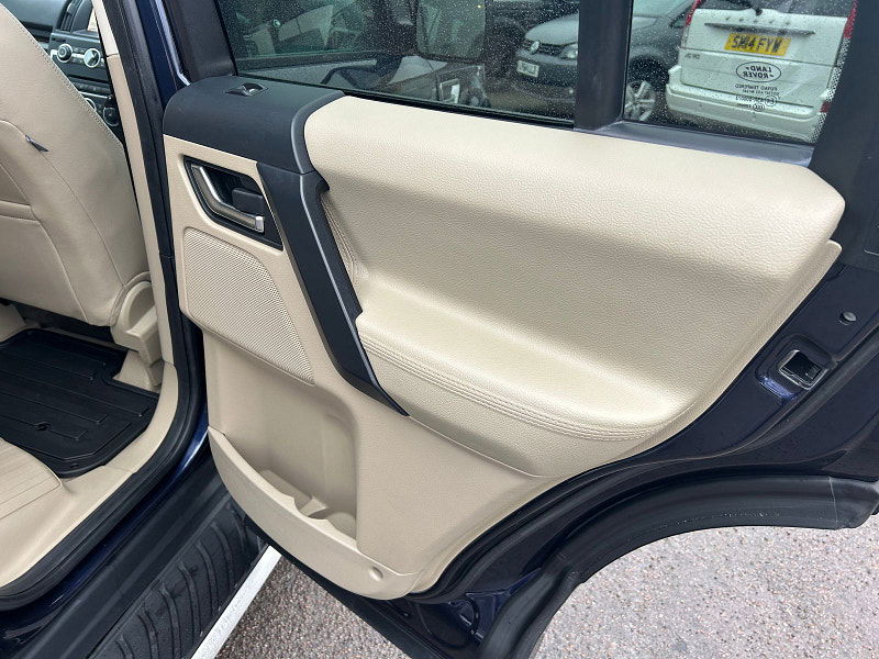 Land Rover Freelander 2 2.2 SD4 HSE SUV 5dr Diesel CommandShift 4WD Euro 5 (190 ps) 5dr Automatic 2025