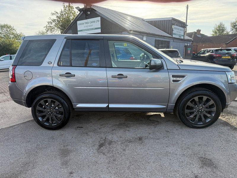 Land Rover Freelander 2 2.2 SD4 HSE SUV 5dr Diesel CommandShift 4WD Euro 5 (190 ps) 5dr Automatic 2025