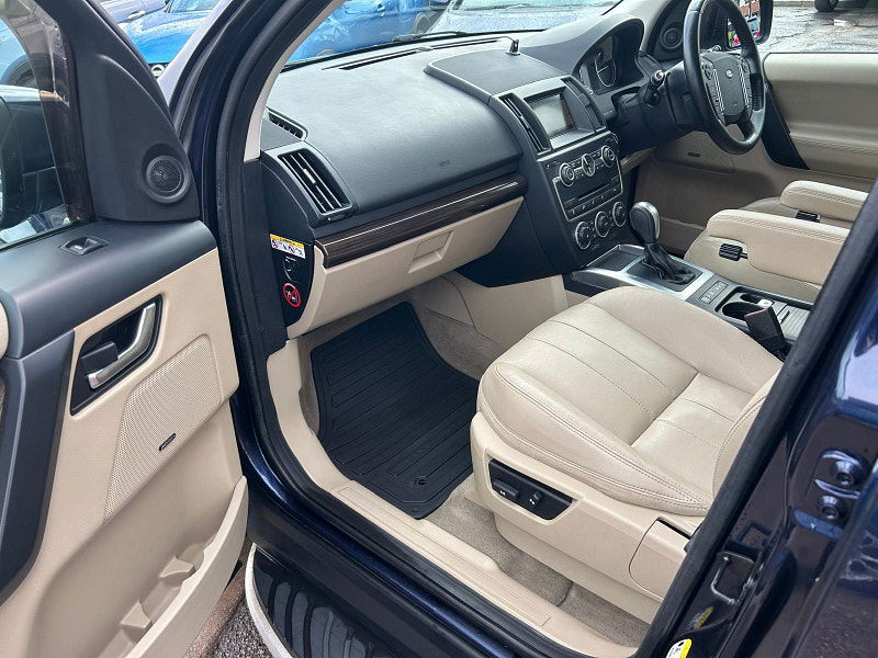 Land Rover Freelander 2 2.2 SD4 HSE SUV 5dr Diesel CommandShift 4WD Euro 5 (190 ps) 5dr Automatic 2025