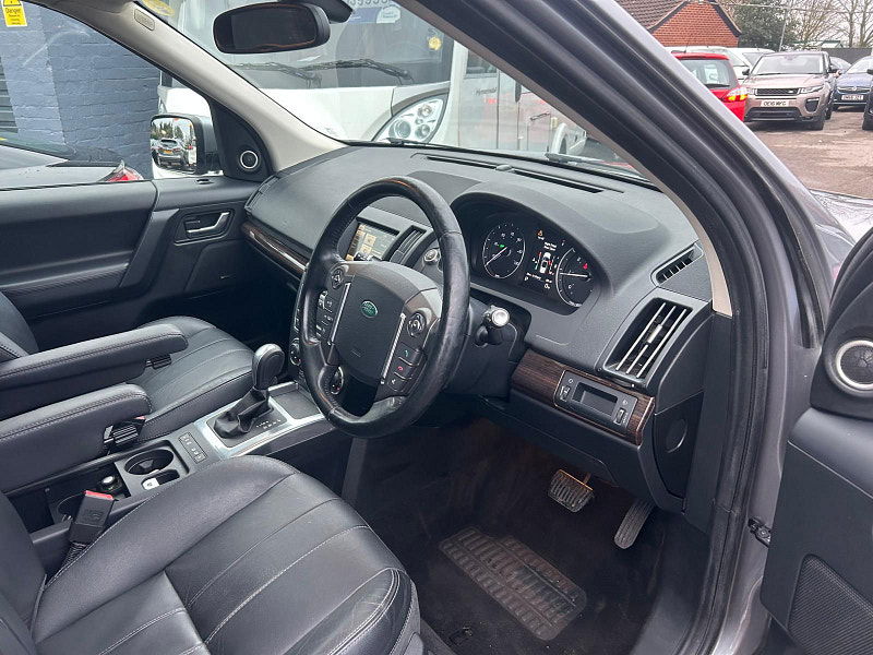 Land Rover Freelander 2 2.2 SD4 HSE SUV 5dr Diesel CommandShift 4WD Euro 5 (190 ps) 5dr Automatic 2025