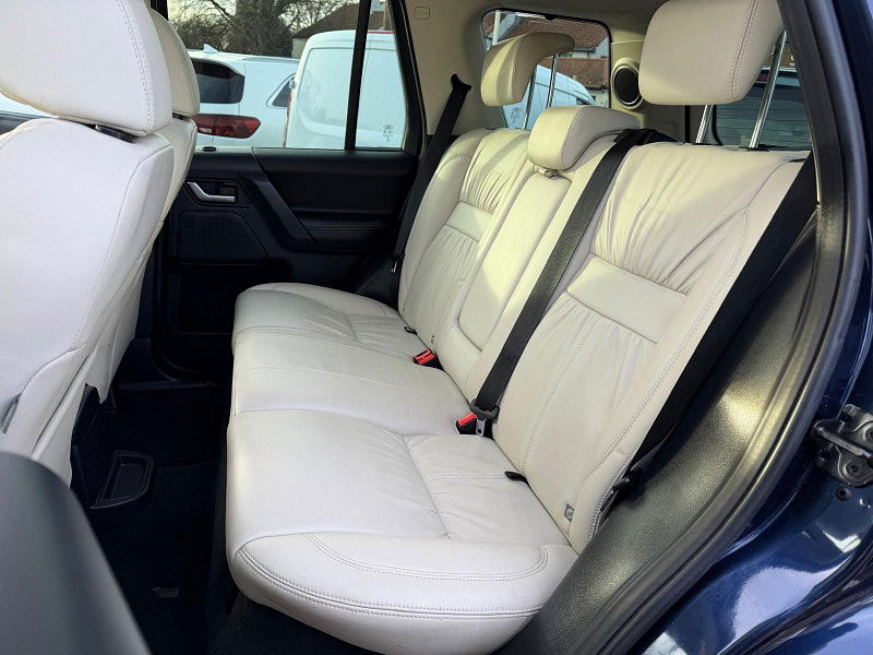 Land Rover Freelander 2 2.2 SD4 Metropolis SUV 5dr Diesel CommandShift 4WD Euro 5 (190 ps) 5dr Automatic 2026