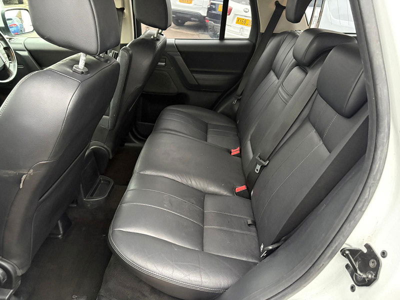 Land Rover Freelander 2 2.2 SD4 XS SUV 5dr Diesel CommandShift 4WD Euro 5 (190 ps) 5dr Automatic 2026