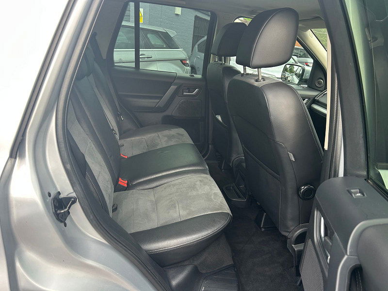 Land Rover Freelander 2 2.2 SD4 XS SUV 5dr Diesel CommandShift 4WD Euro 5 (190 ps) 5dr Automatic 2025