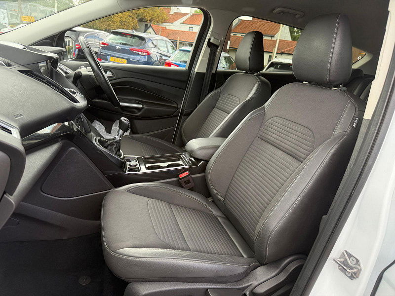 Land Rover Freelander 2 2.2 TD4 HSE SUV 5dr Diesel CommandShift 4WD Euro 5 (150 ps) 5dr Automatic 2025