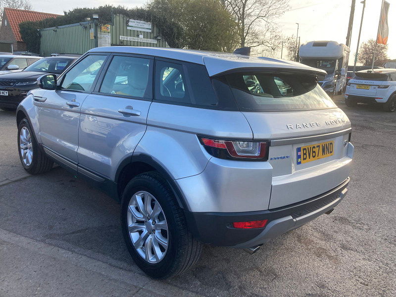 Land Rover Range Rover Evoque 2.0 eD4 SE SUV 5dr Diesel Manual FWD Euro 6 (s/s) (150 ps) 5dr Manual 2026