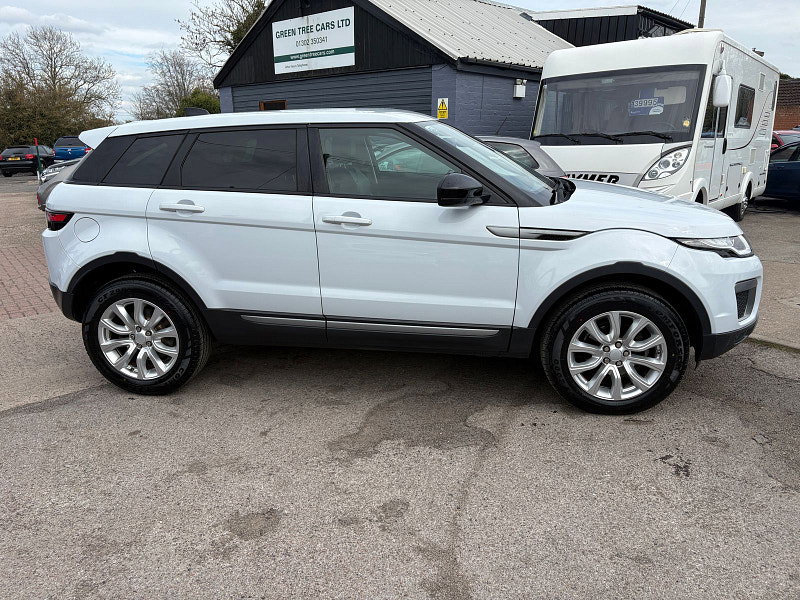 Land Rover Range Rover Evoque 2.0 eD4 SE SUV 5dr Diesel Manual FWD Euro 6 (s/s) (150 ps) 5dr Manual 2026